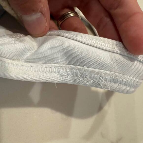 Nike Dri-Fit Swoosh Compression Racerback Sports Bra Womens Medium White Workout - Picture 4 of 6